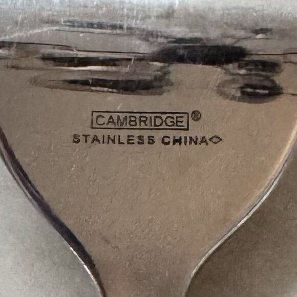 Cambridge Conquest Sand 8 Piece Dinner Knife Set 18/10  5pc CAMBRIDGE Grasmere-Sand Stainless Serving Set 18/10 Satin Glossy Wavy Lines